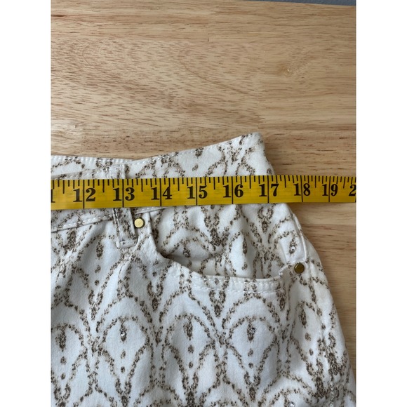 Chicos Pants Womens Size 1.5 (10) White Gold Art Deco Print Embellished Cropped - Picture 10 of 13